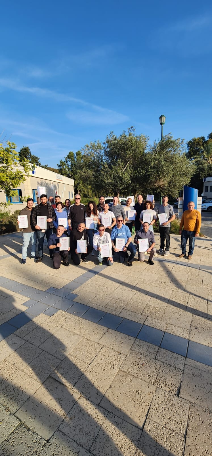 תמונת סיום של עובדי חברת החשמל בוגקי קורס PMP