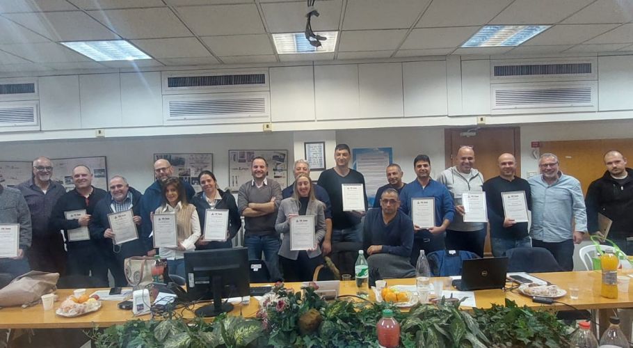 תמונת סיום קורס ניהול פרויקטים חחי